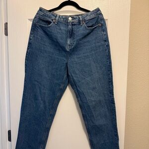 American Eagle mom straight blue Jean